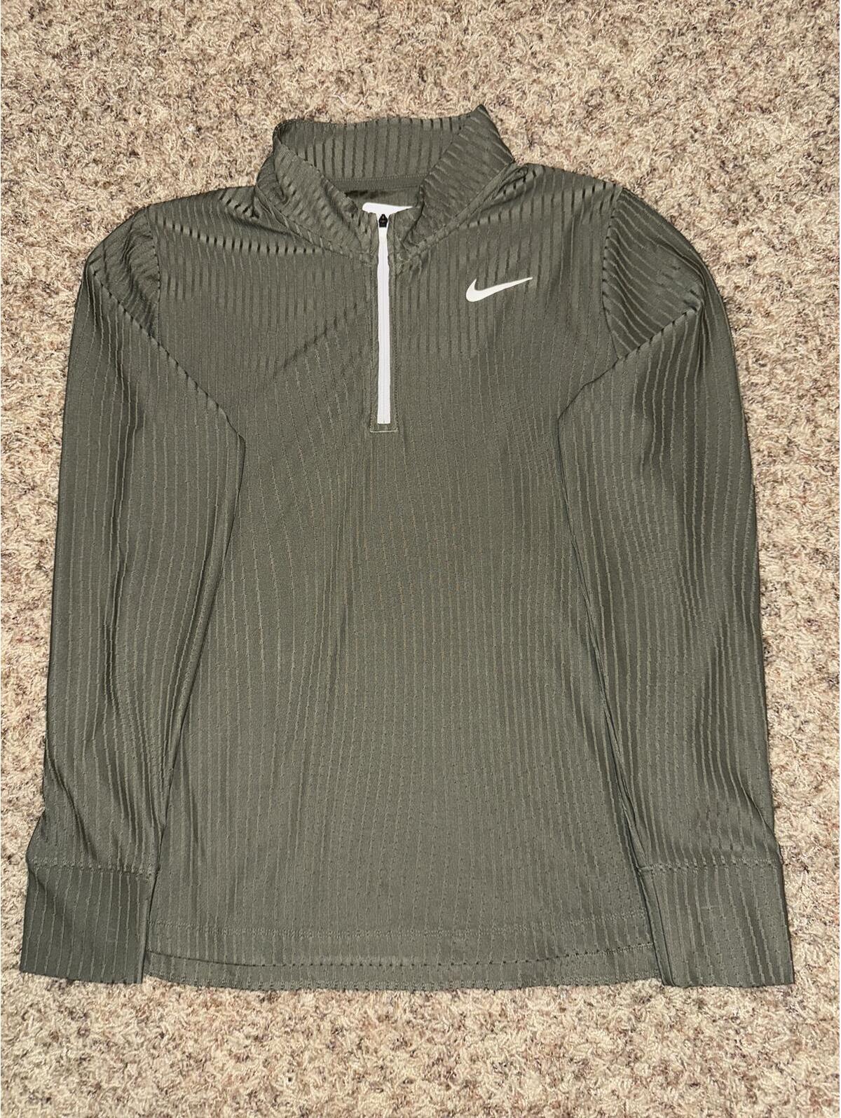 Nike Men’s Dri-Fit Adv Olive Top Sample
